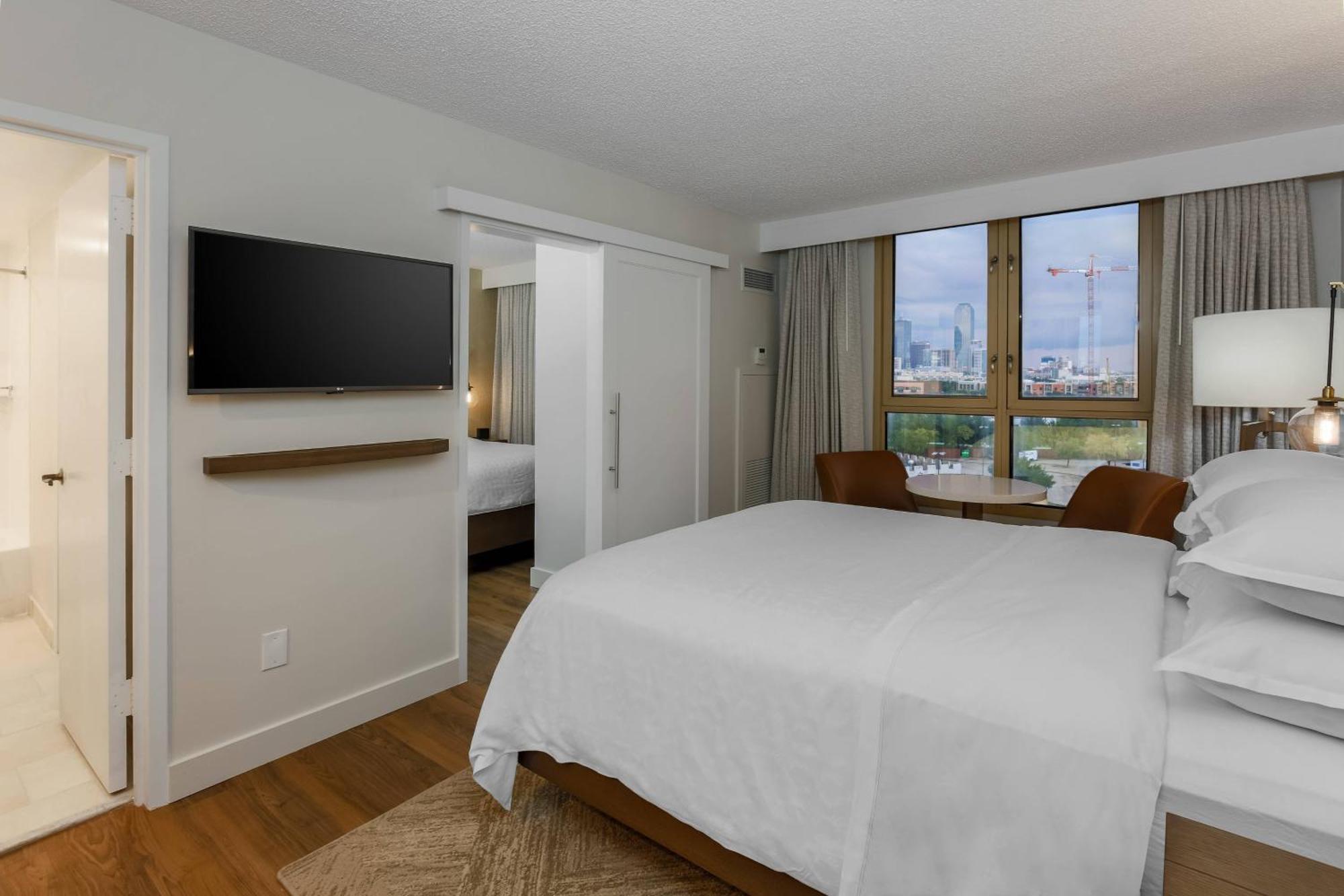 Sheraton Suites Market Center Даллас Экстерьер фото
